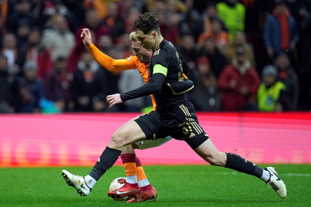 Ladislav Krejčí chyboval u gólu Galatasaraye na 2:1