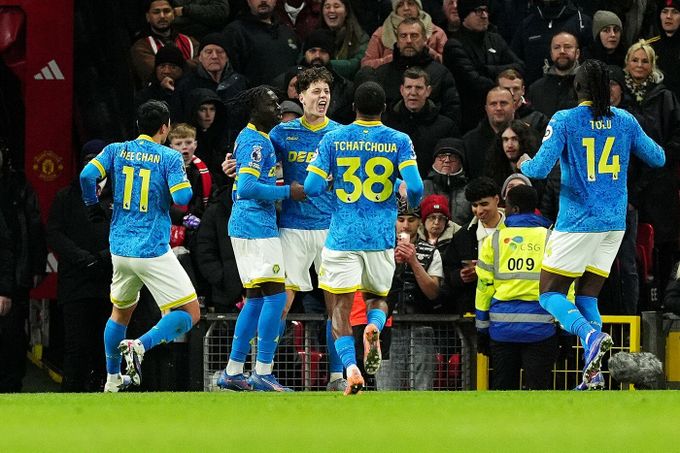 Krejčí v hlavní roli! Skóroval na Old Trafford a trefil bod. Souček znovu jen střídal Krejčí v hlavní roli! Skóroval na Old Trafford a trefil bod. Souček znovu jen střídal