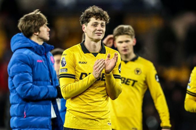 Wolves sestupují, ale o Krejčího je zájem. Zlámal: Leeds by mu seděl. Čím v Anglii vyčnívá? Wolves sestupují, ale o Krejčího je zájem. Zlámal: Leeds by mu seděl. Čím v Anglii vyčnívá?