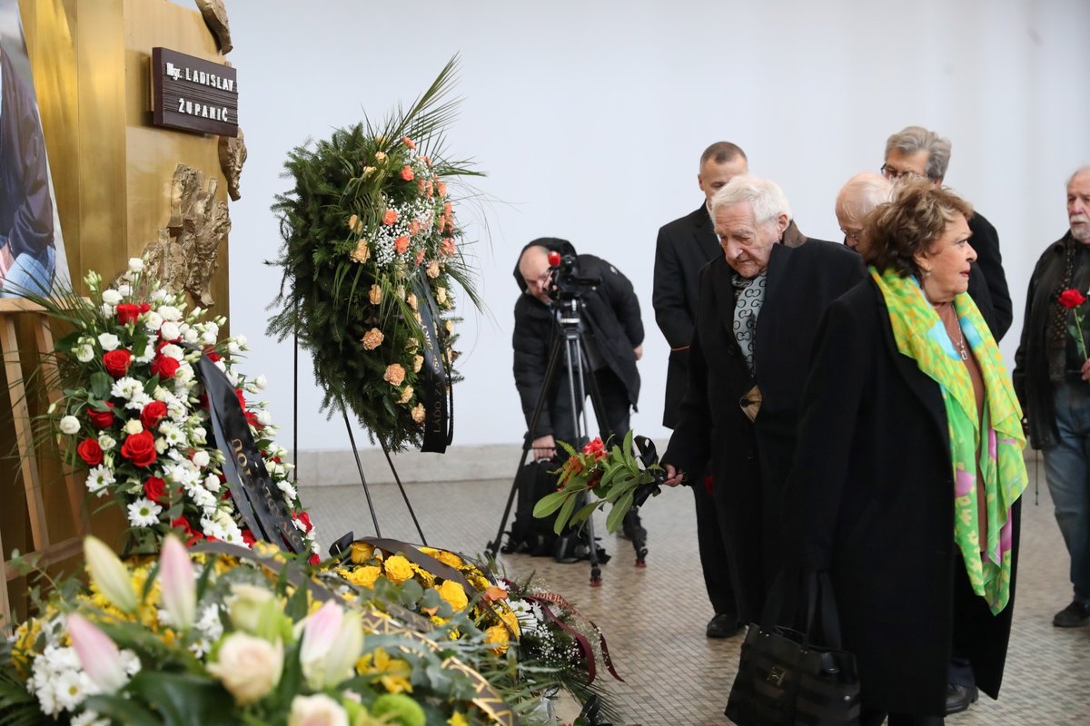 Pohřeb Ladislava Županiče - Jiřina Bohdalová