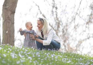 Botanická zahrada Přírodovědecké fakulty UK v Praze zmodrala.