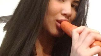 Kolik vydělávají české pornoherečky? Podívejte se na otevřenou zpověď Kolik vydělávají české pornoherečky? Podívejte se na otevřenou zpověď