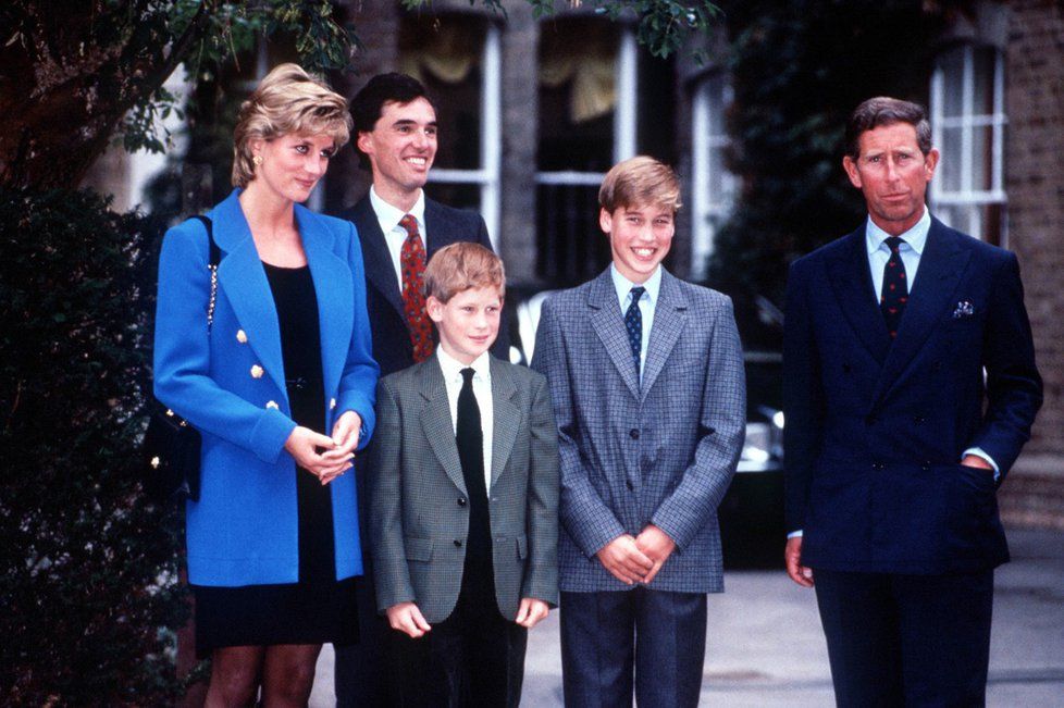 Královská rodina v roce 1997, v rok Dianiny smrti.