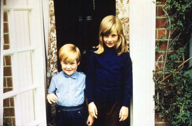 Diana s bratrem v roce 1968.