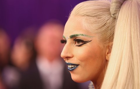 Lady Gaga vydělává na Twitteru: Půl miliardy za rok