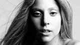 Lady GaGa šokuje přirozeností! Konečně krásná