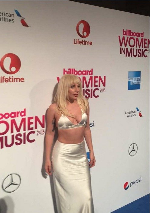 Lady Gaga na Billboard´s 10th Annual Women in Music v New Yorku