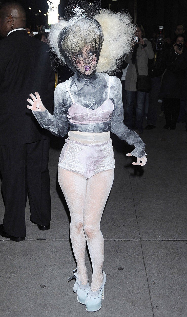 Lady Gaga vždy šokovala svým vzhledem.