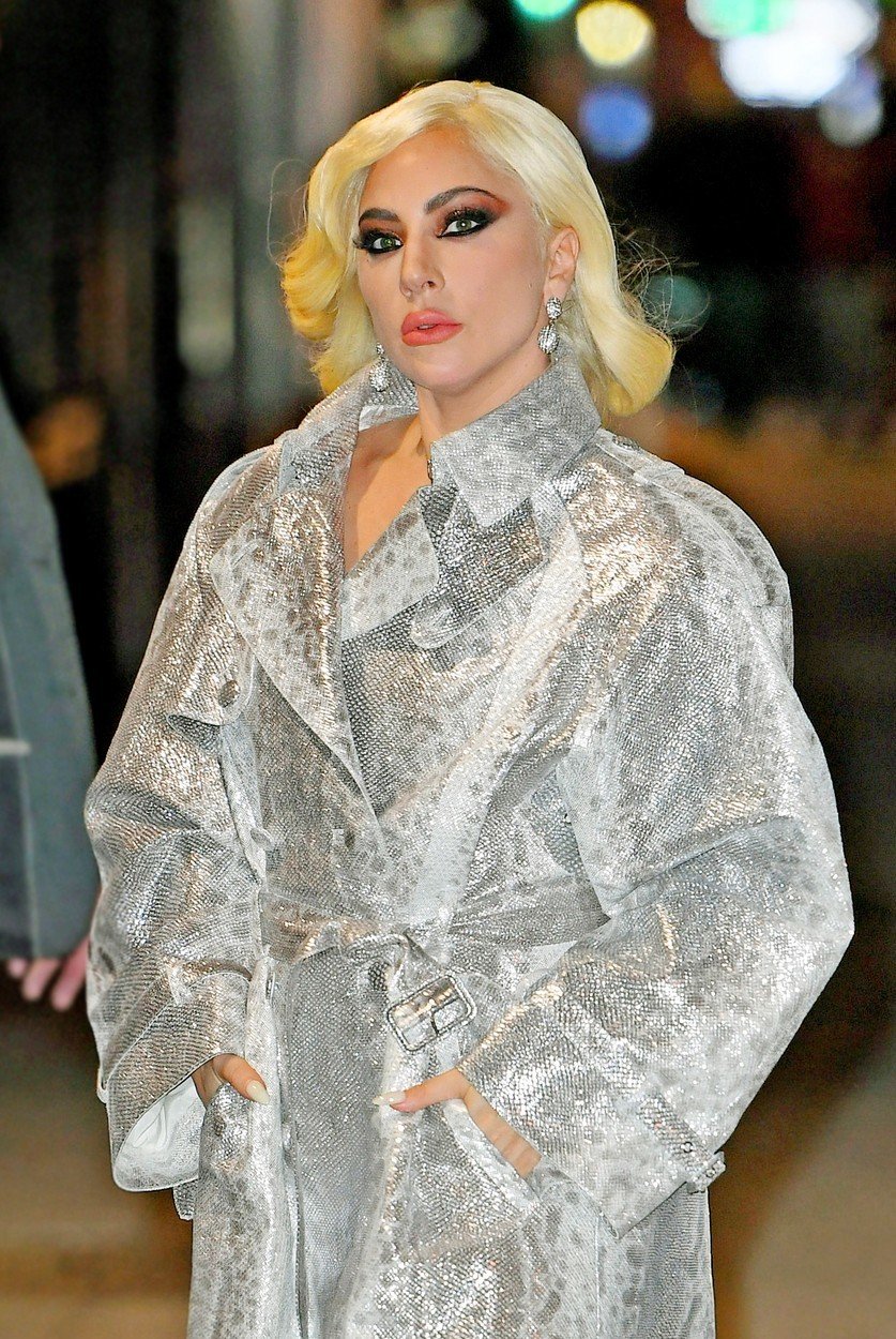 Lady Gaga je hvězdou filmového počinu House of Gucci. 