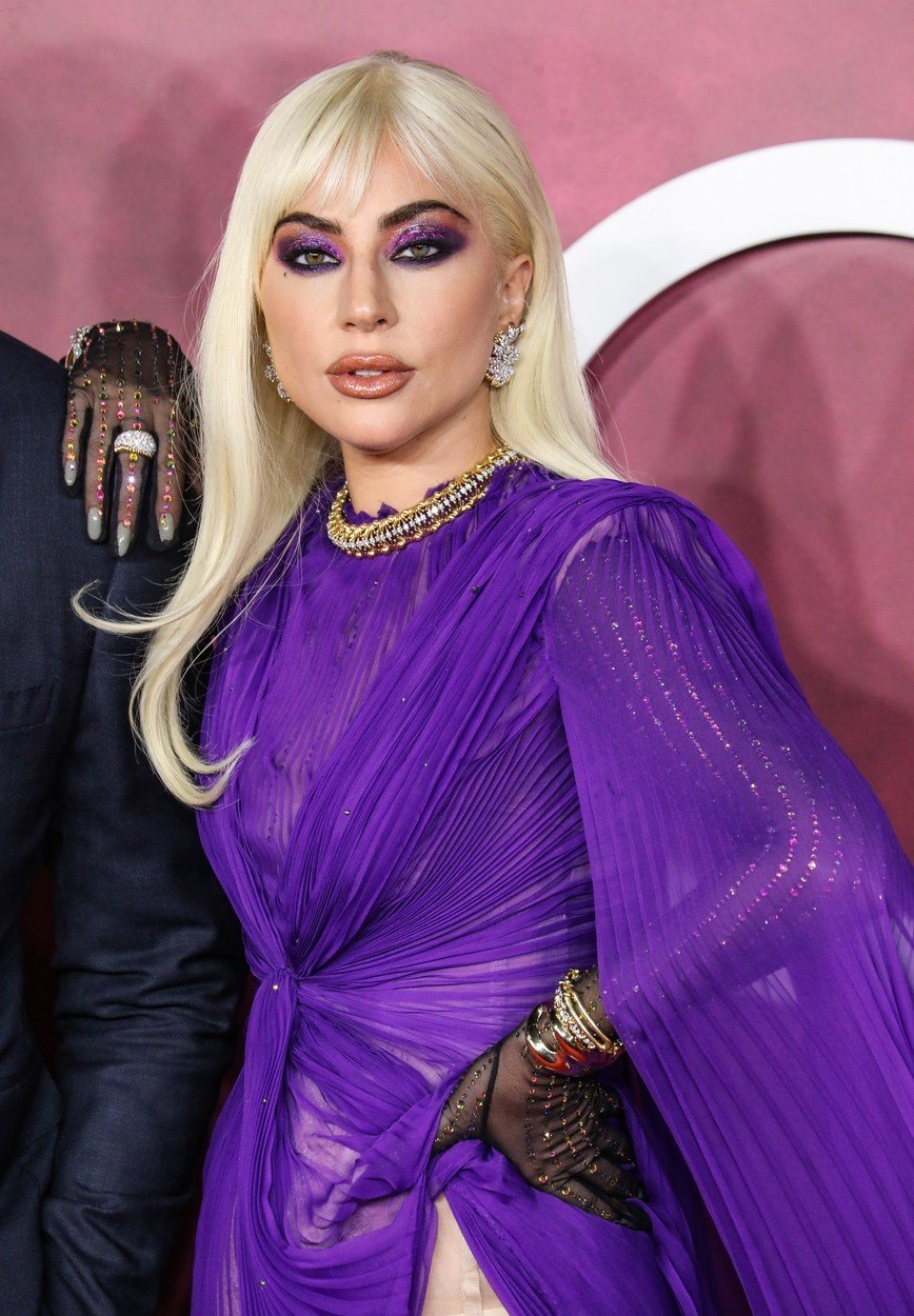 Lady Gaga je hvězdou filmového počinu House of Gucci. 