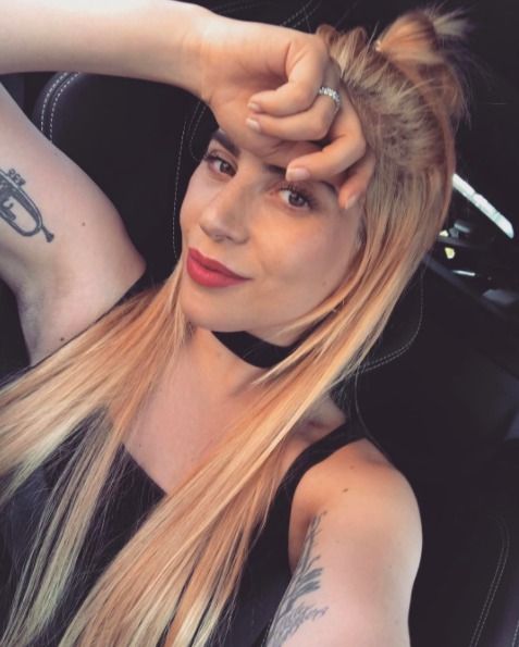 Lady Gaga má novou barvu vlasů.