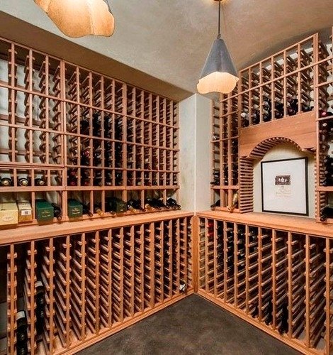 Vinný sklep pojme až 800 lahví vína.