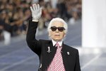 Karl Lagerfeld zemřel.