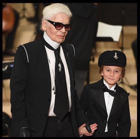 Karl Lagerfeld a Hudson byli velcí přátelé.