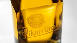 Pilsner Urquell letos představí mimořádnou jedenáctou aukční lahev pro Centrum Paraple 