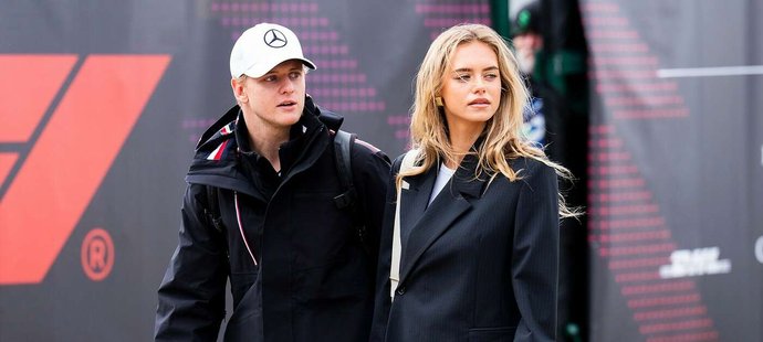 Modelka Laila Hasanovičová a Mick Schumacher