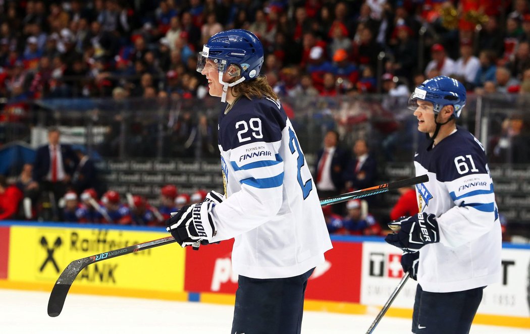 Finský talent Patrik Laine byl vyhlášen nejužitečnějším hráčem MS