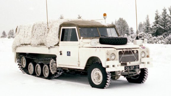 Laird Centaur: Land Rover křížený s tankem chtěl oživit zašlou slávu polopásů