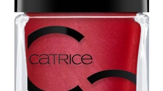 Lak na nehty, ICOnails, odstrín Make Your Polish a Priority, Catrice, 80 Kč