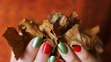 Sexy barvy podzimu: Laky na nehty, které jsou letos v kurzu
