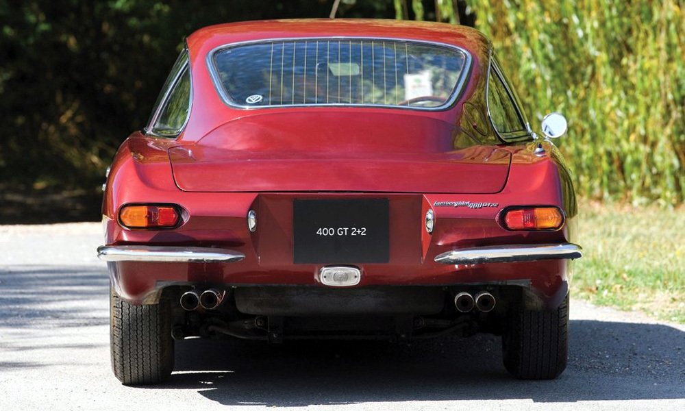 Toto kupé 400 GT 2+2 vlastnil člen skupiny Beatles Paul McCartney, nadšený sběratel automobilů.