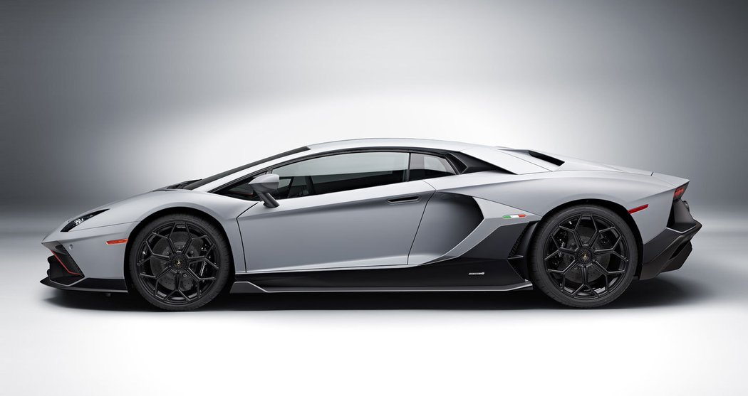 Lamborghini Aventador LP 780-4 Ultimae