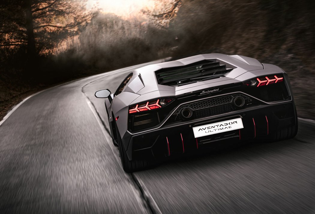 Lamborghini Aventador LP 780-4 Ultimae