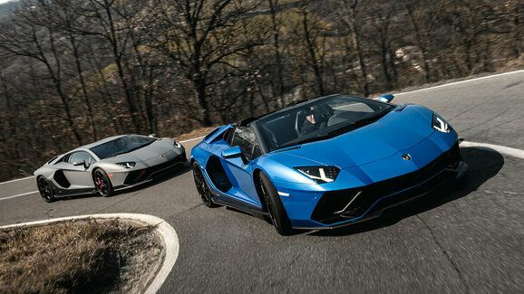 Lamborghini Aventador Ultimae se loučí s V12 bez elektrifikace ve velké galerii