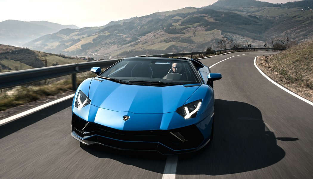 Lamborghini Aventador LP 780-4 Ultimae Roadster