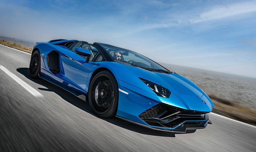 Lamborghini Aventador LP 780-4 Ultimae Roadster