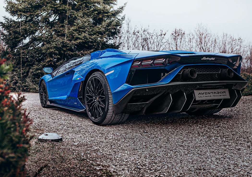 Lamborghini Aventador LP 780-4 Ultimae Roadster