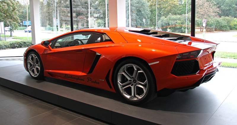 Lamborghini Aventador