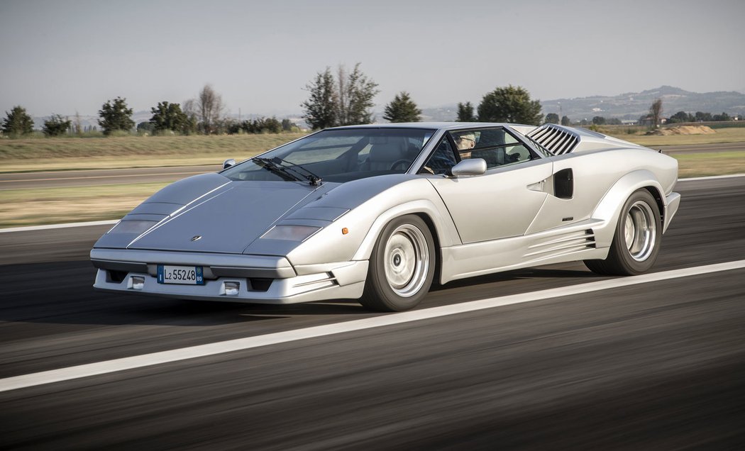 Lamborghini Countach 25 Anniversario