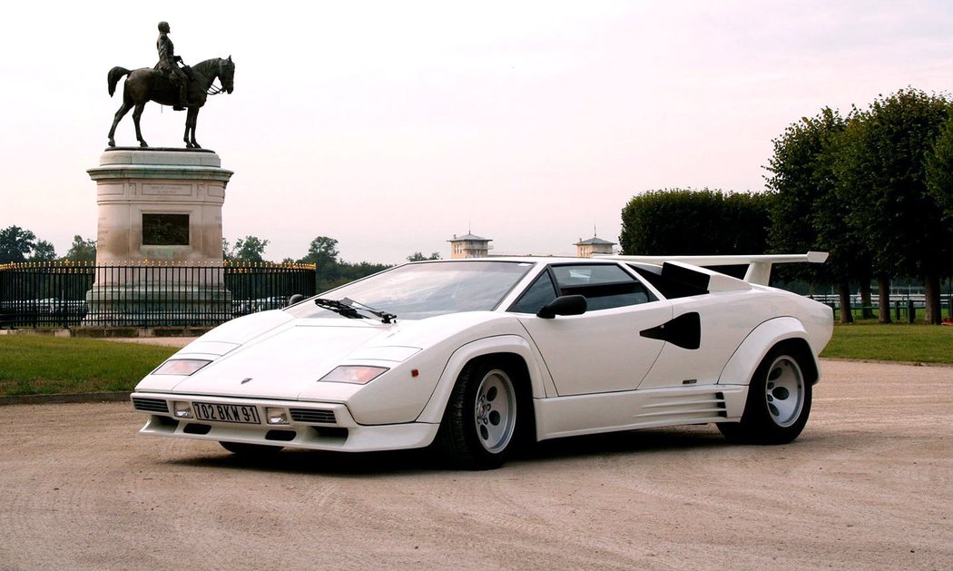 Lamborghini Countach 500 QV