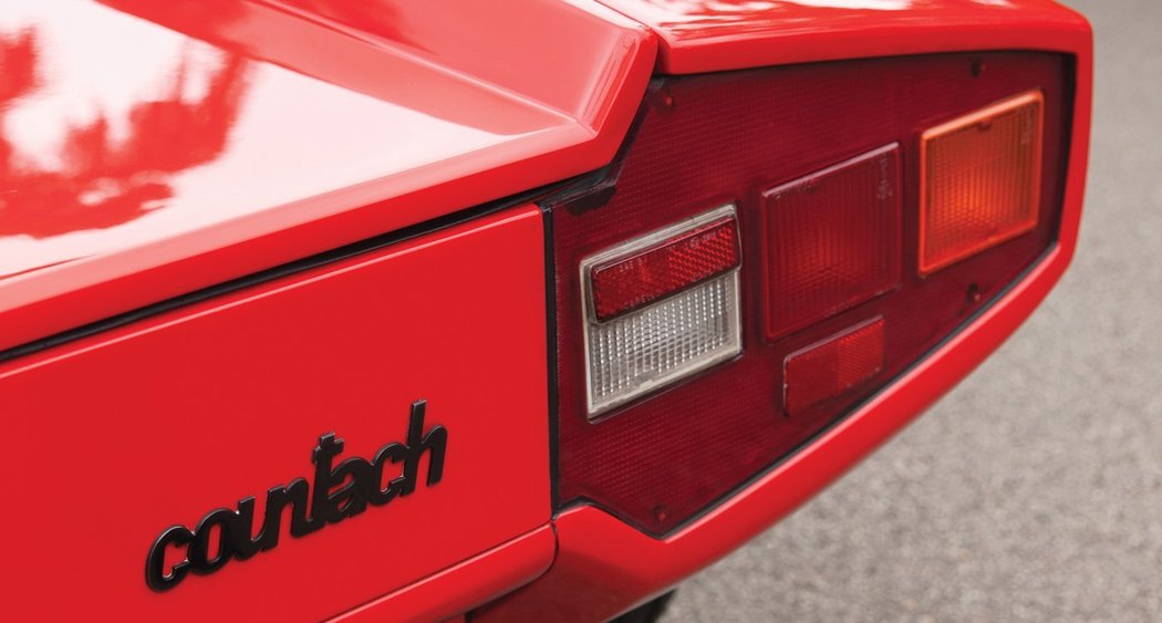 Lamborghini Countach LP400 Periscopio