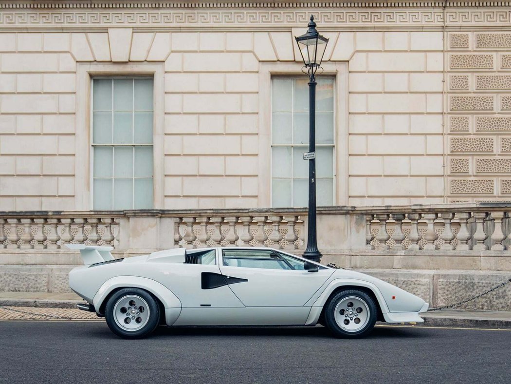 Lamborghini Countach LP5000 S