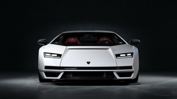 Odbyt automobilky Lamborghini loni poprvé překonal hranici 10.000 vozů