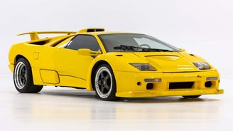 Tohle Lamborghini Diablo dostalo obří W16 dříve než Bugatti Veyron. Je to velký unikát! Tohle Lamborghini Diablo dostalo obří W16 dříve než Bugatti Veyron. Je to velký unikát!
