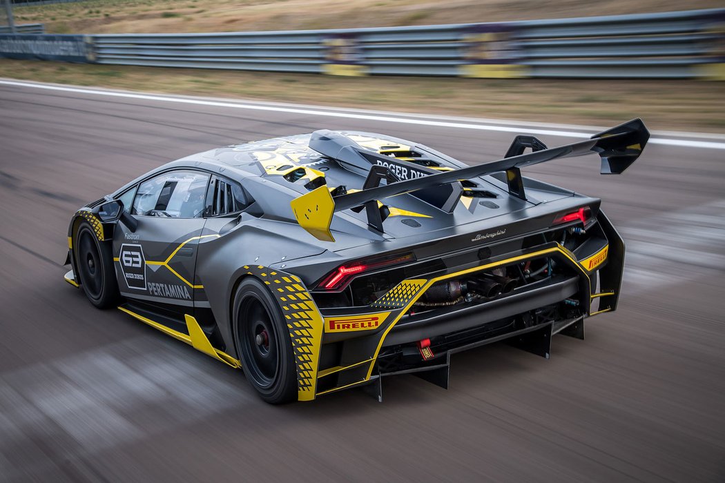 Lamborghini Huracán Super Trofeo Evo