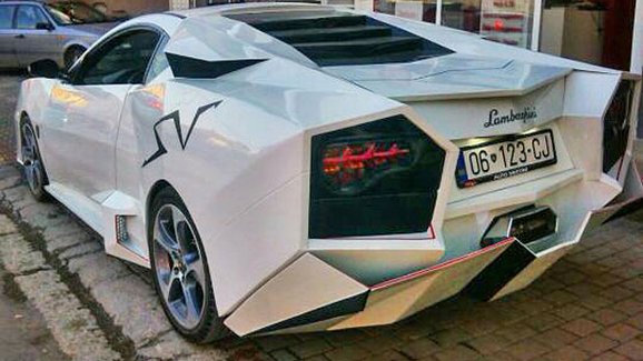 Lamborghini Reventon: Je tohle nejhorší napodobenina všech dob?