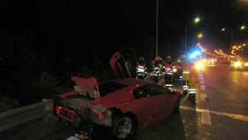 Lamborghini skončilo po nehodě na odpis.