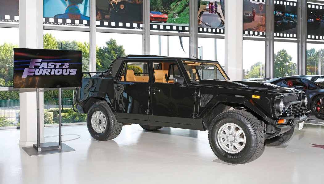 Lamborghini LM002