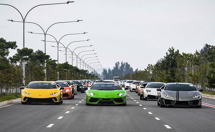 Video: Tolik Lamborghini na jednom místě jen tak neuvidíte! Spočítáte je všechny?