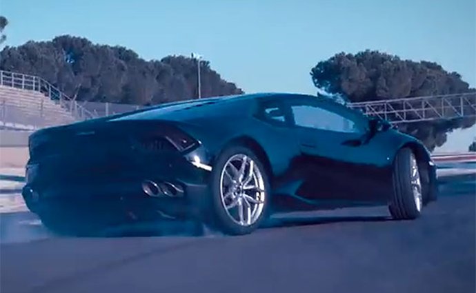 Video: Zadokolka Lamborghini Huracán LP 580-2 řádí na okruhu