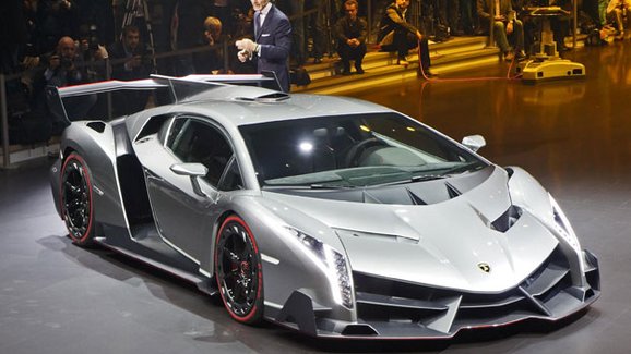 Lamborghini Veneno: Nejrychlejší býk s 552 kW oficiálně