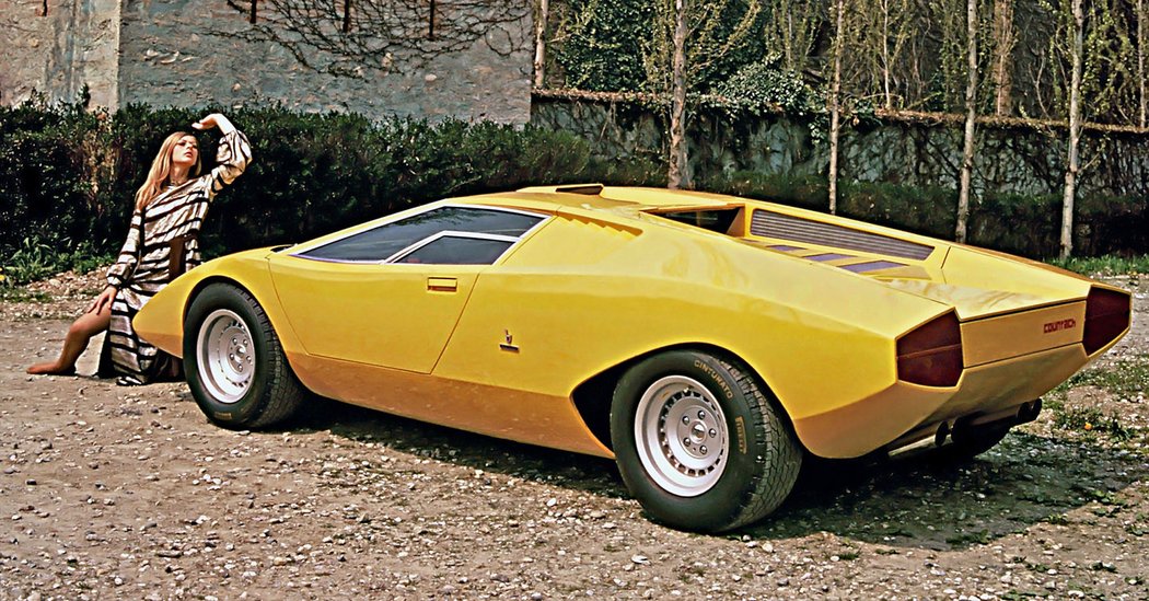 Lamborghini Countach LP500