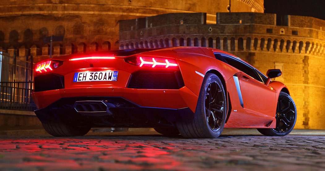 Lamborghini Aventador