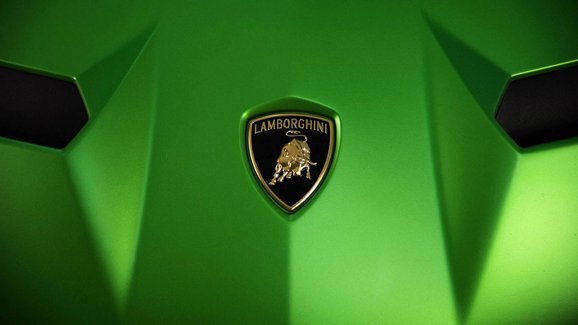 Lamborghini zveřejnilo datum premiéry nového modelu. Bude už brzy!