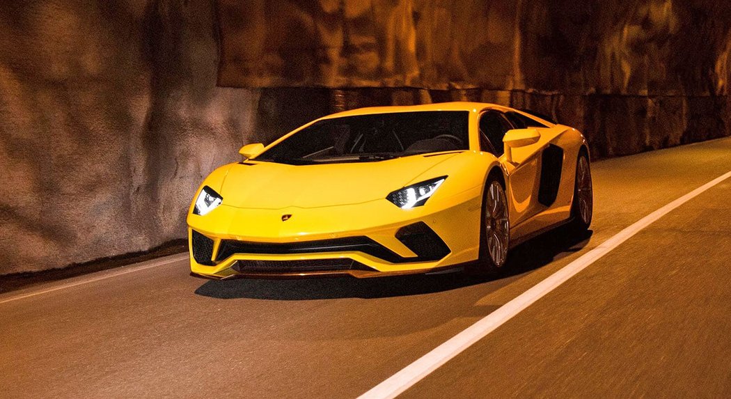 Lamborghini Aventador