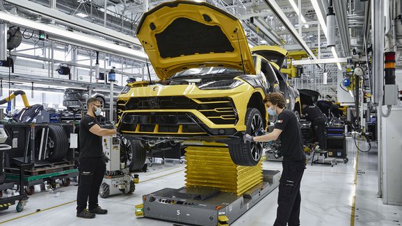 Lamborghini už vyrobilo 15 tisíc Urusů. Stačily mu zhruba tři roky